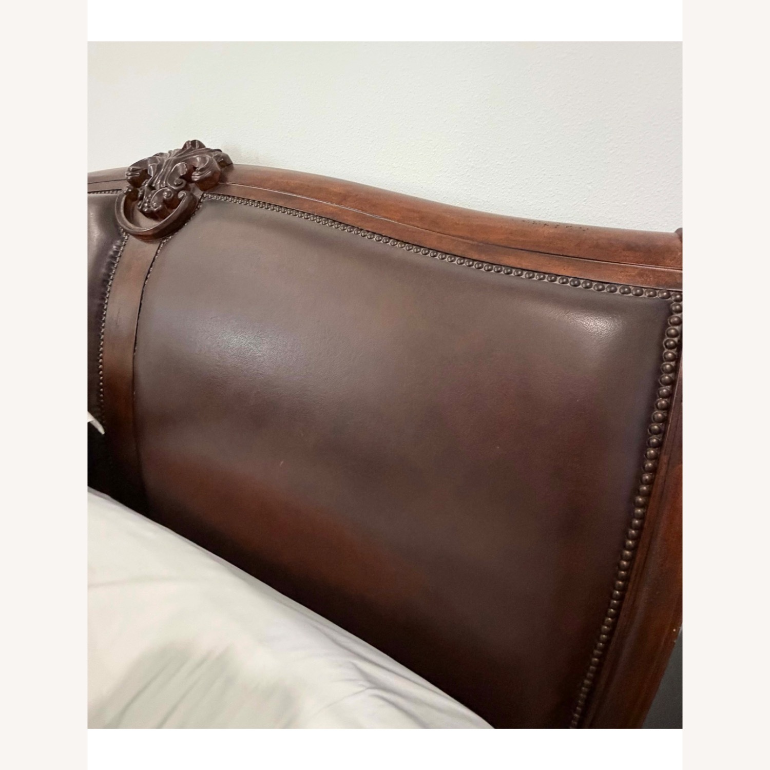 Hooker King Bed-Upholstered Leather Wood Mahogany  - image-2