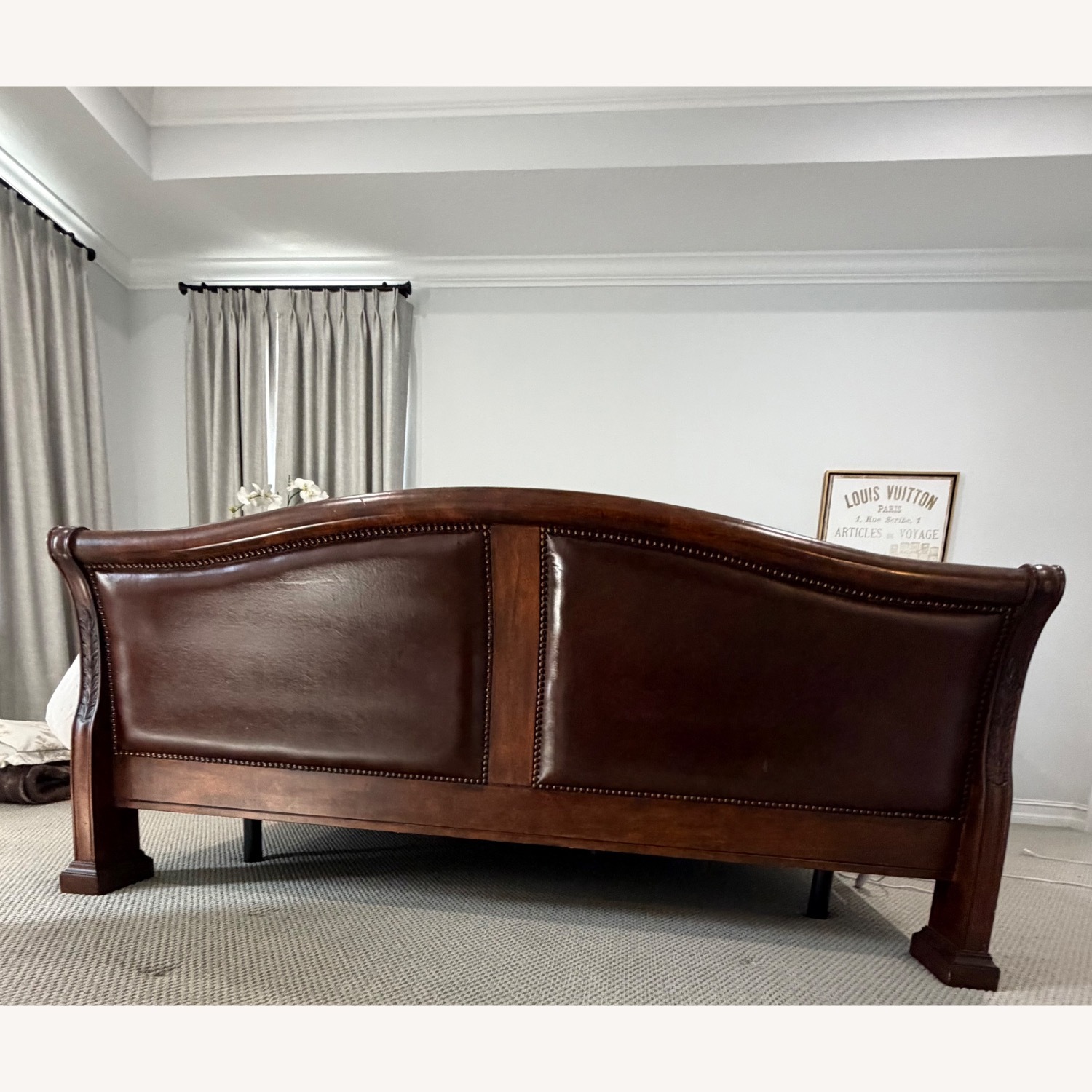 Hooker King Bed-Upholstered Leather Wood Mahogany  - image-4