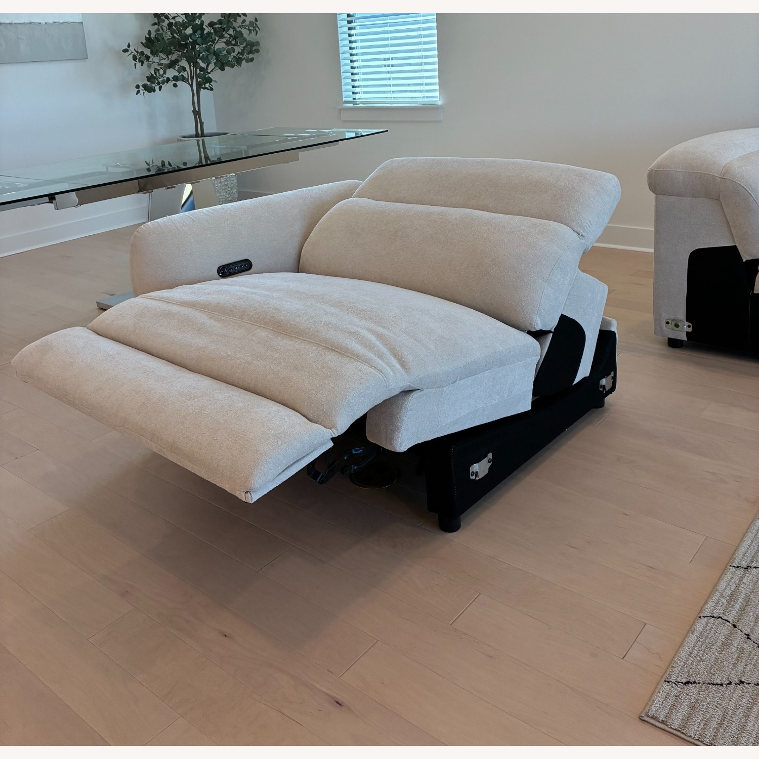 Kane's Furniture Beige Bouclé Power Reclining Couch  - image-5