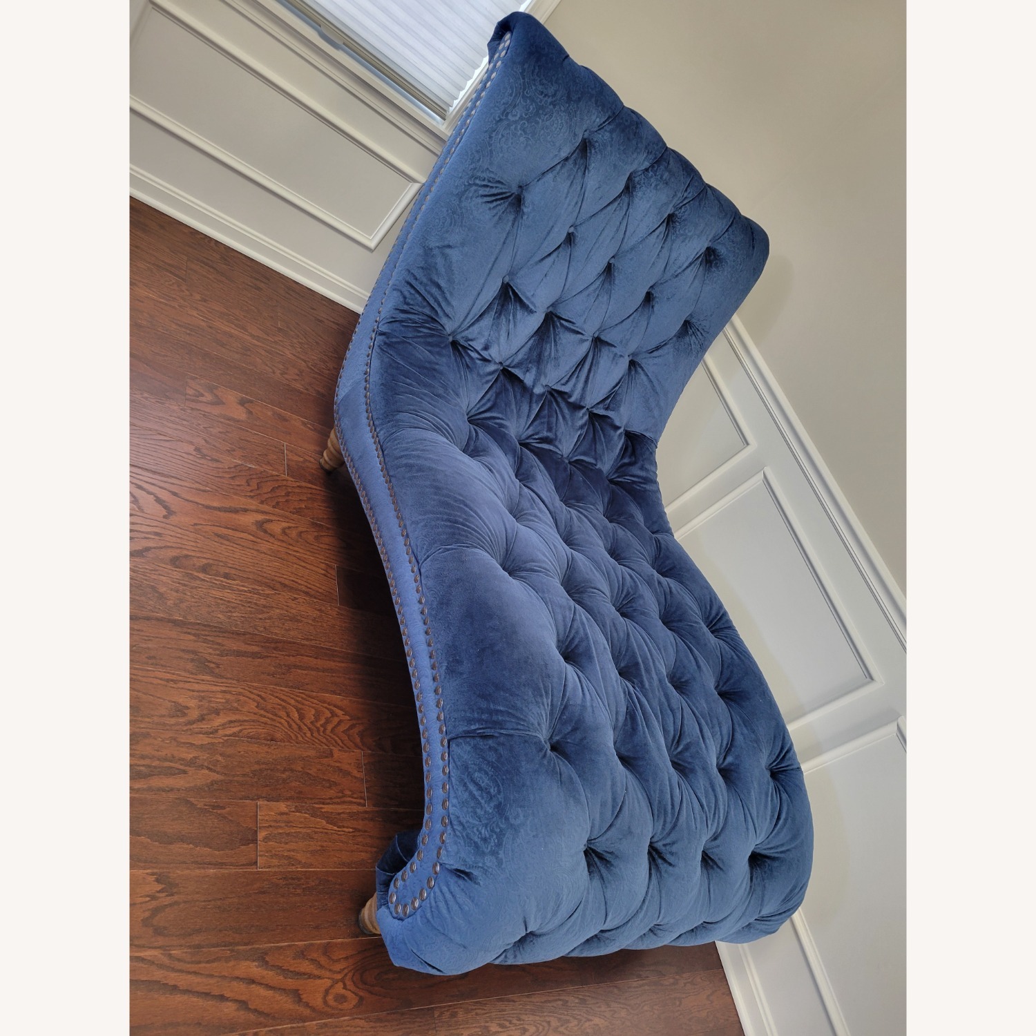 Chaise Lounge - image-2