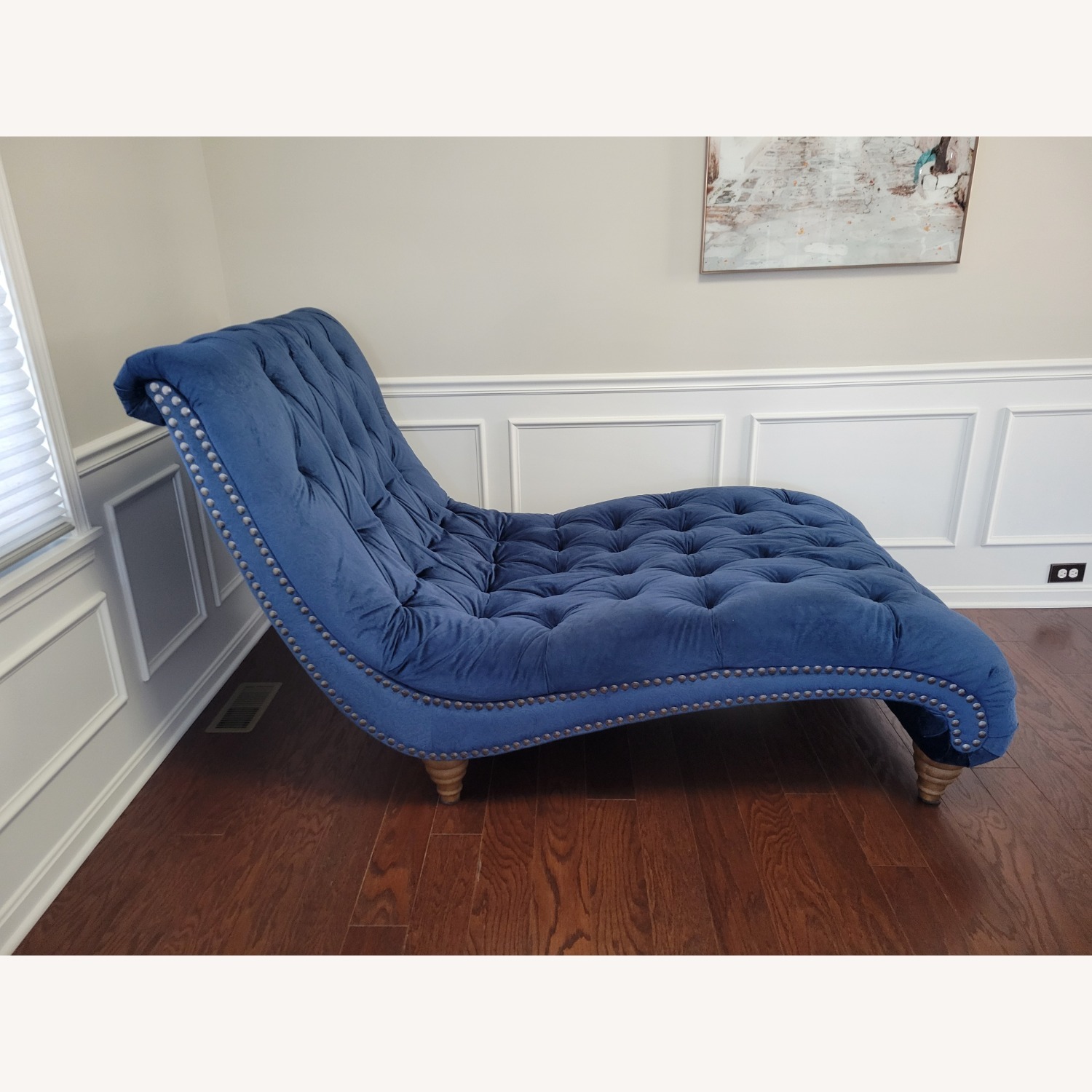 Chaise Lounge - image-3