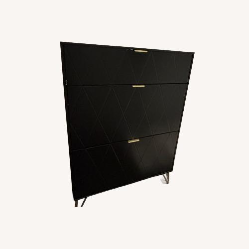 Used White Wall Shelf for sale on AptDeco