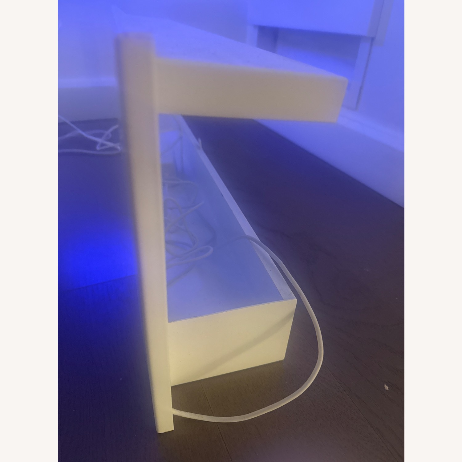 White Metal Plant Growlight Frame - image-2