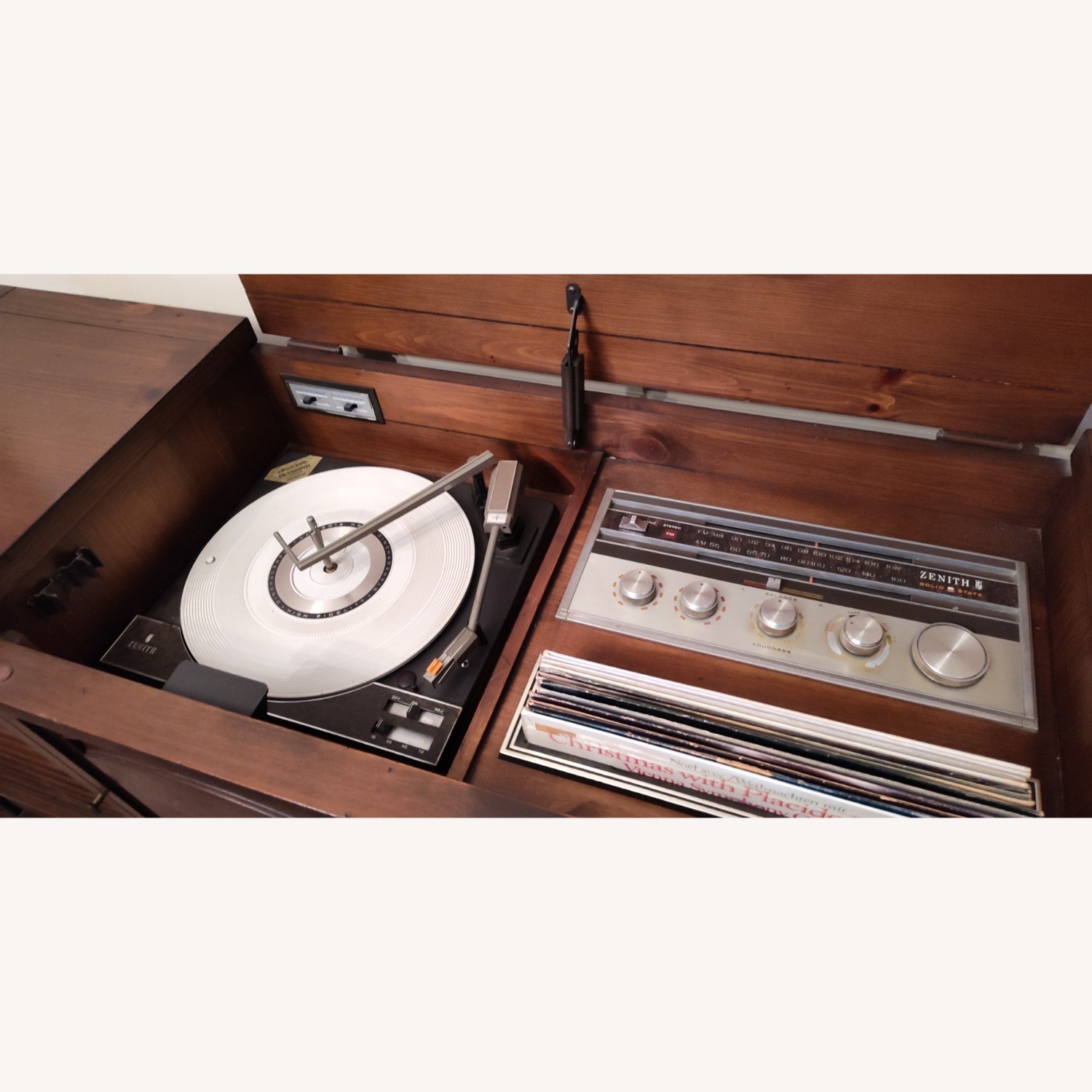 Vintage Zenith Stereo Console Mahogany  - image-2