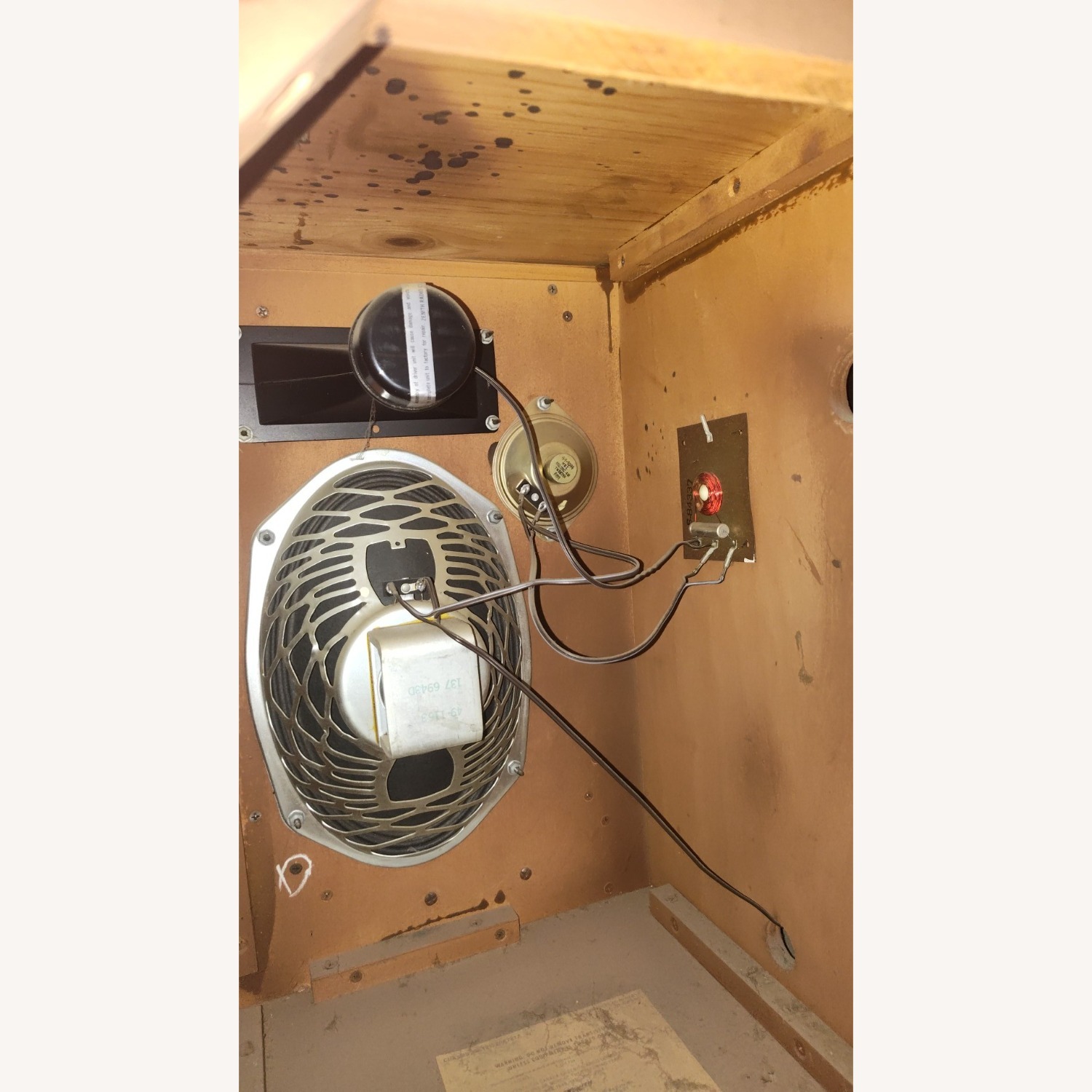 Vintage Zenith Stereo Console Mahogany  - image-17