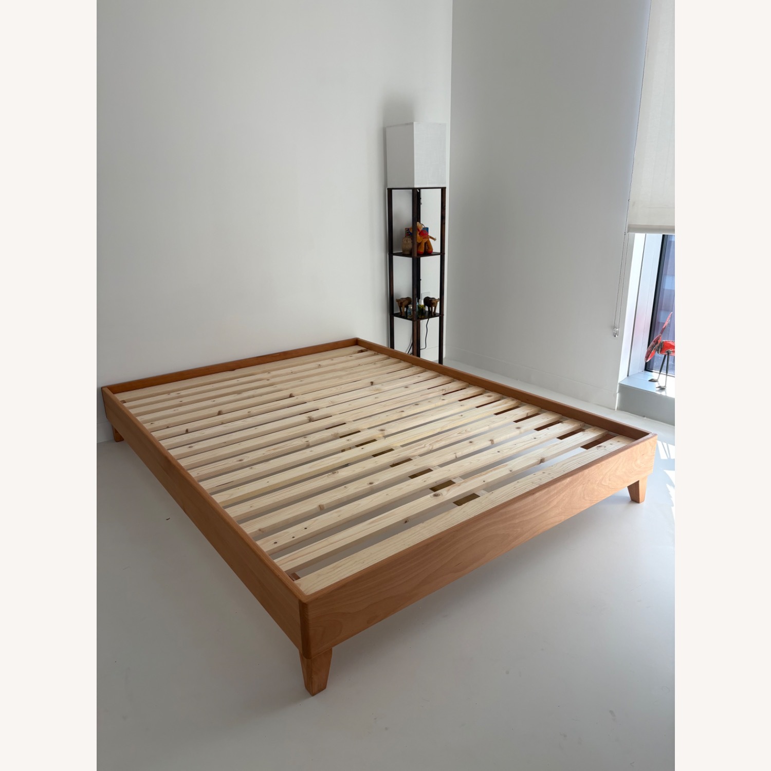 Avocado Solid Natural Wood Queen Sized Base - image-2