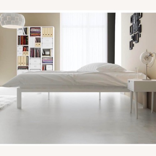 Used White Metal King Bed for sale on AptDeco