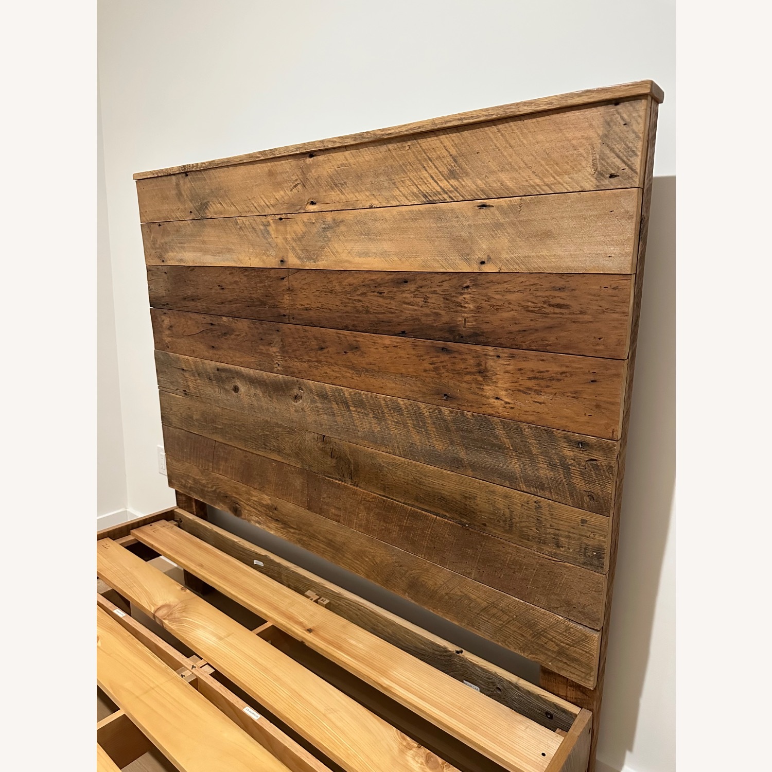 Reclaimed Barn Wood Queen Bed - image-2