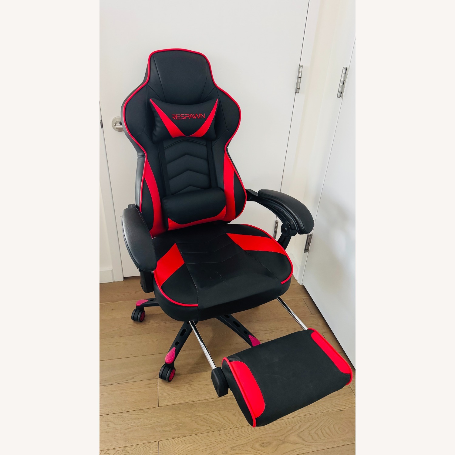 Respwan 110 Pro Red Gaming Chair - image-5