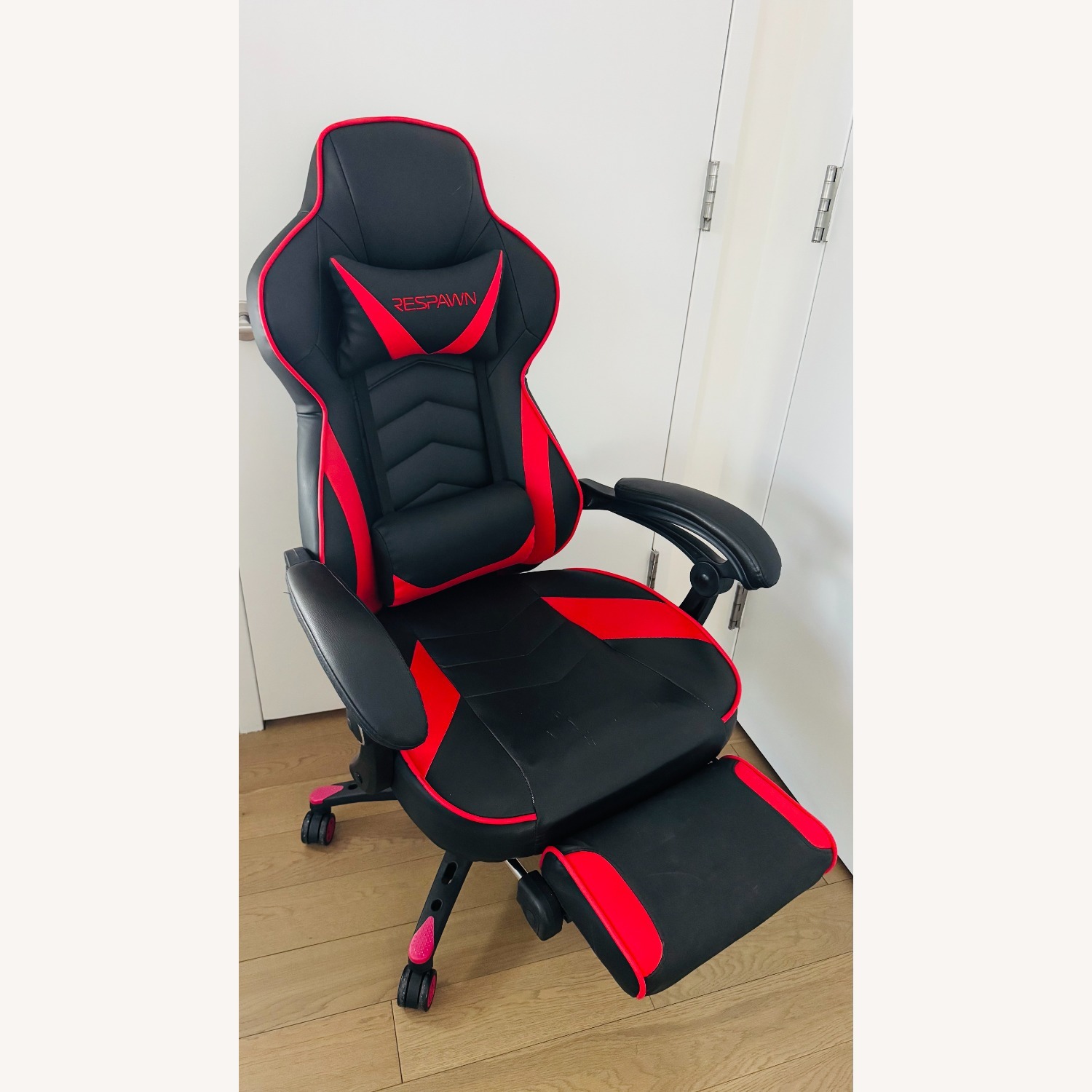 Respwan 110 Pro Red Gaming Chair - image-4