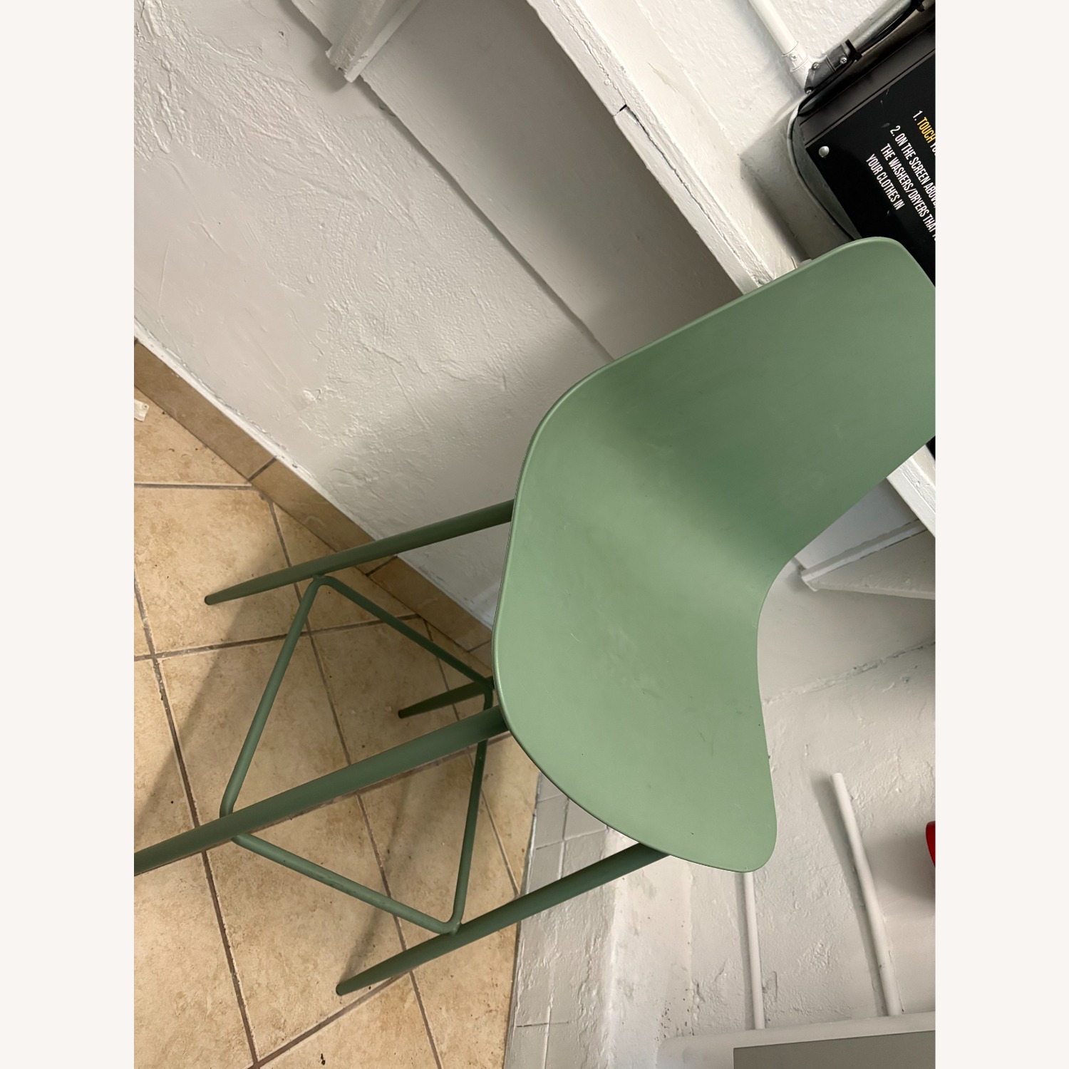 Article Svelti Green Metal Stool - image-4