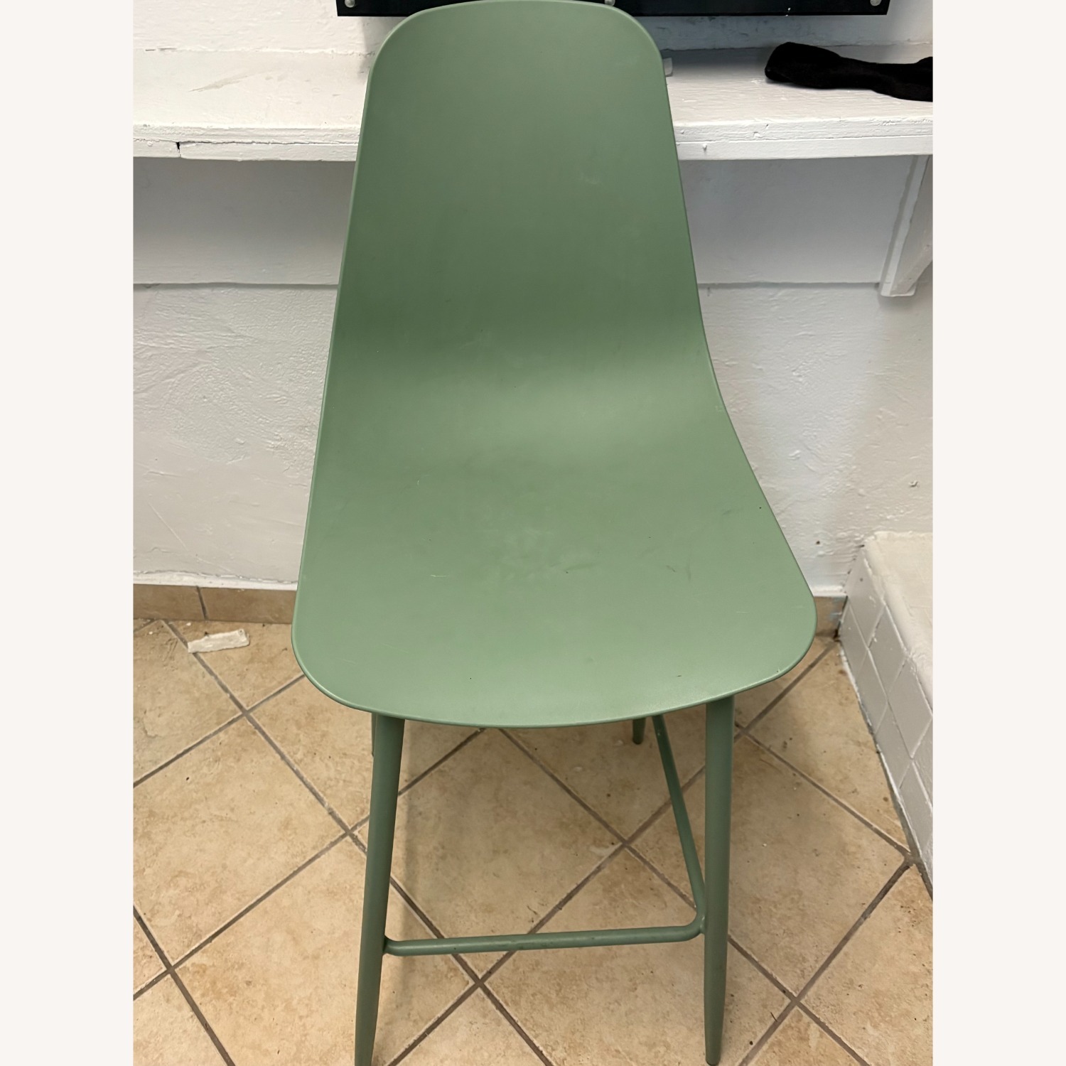 Article Svelti Green Metal Stool - image-3