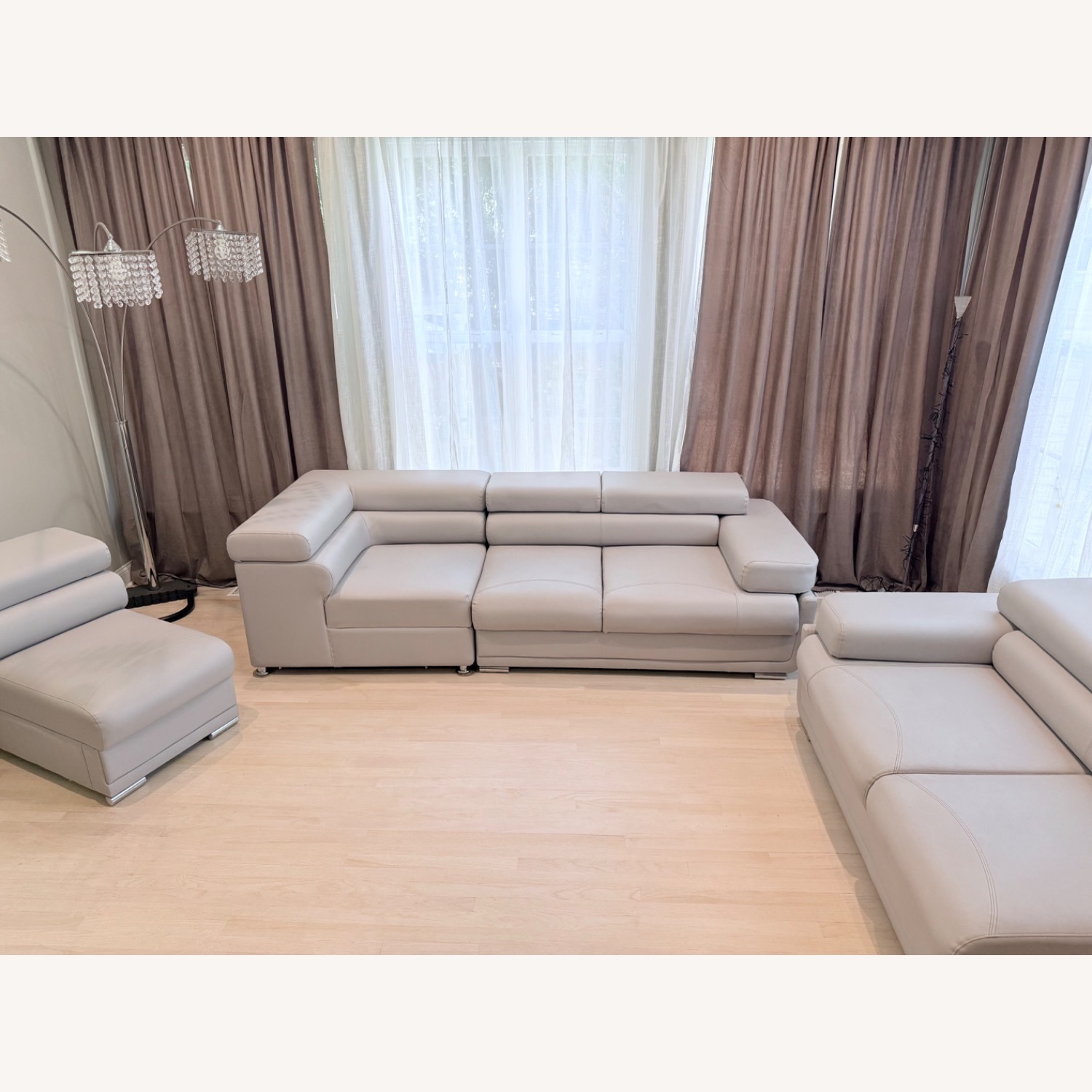 Light Gray Leather 3+ Piece Sectional - image-9