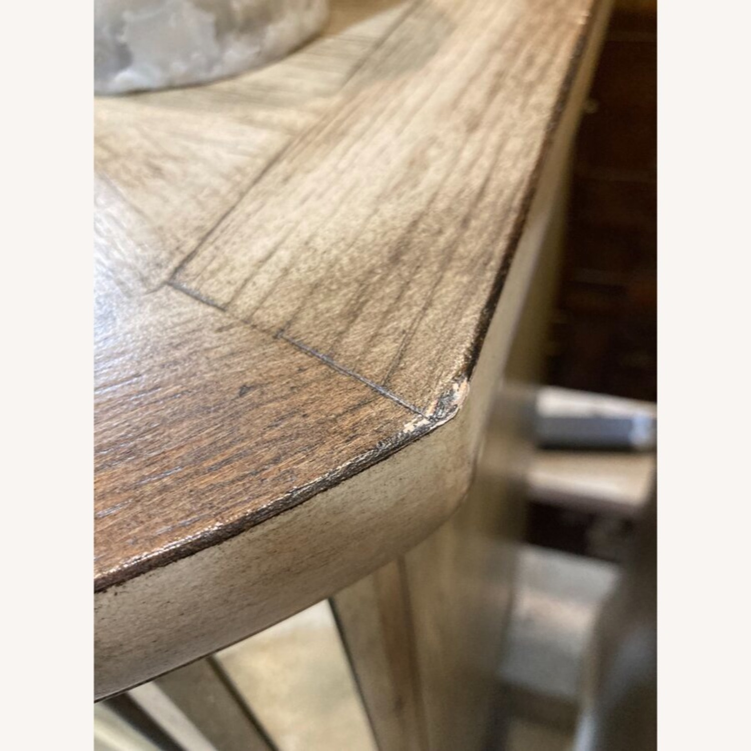 French Provincial 10-Drawer Dresser - image-10