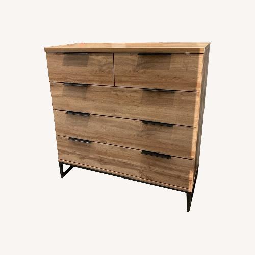 Used Franklin Contemporary 5-Drawer Dresser for sale on AptDeco