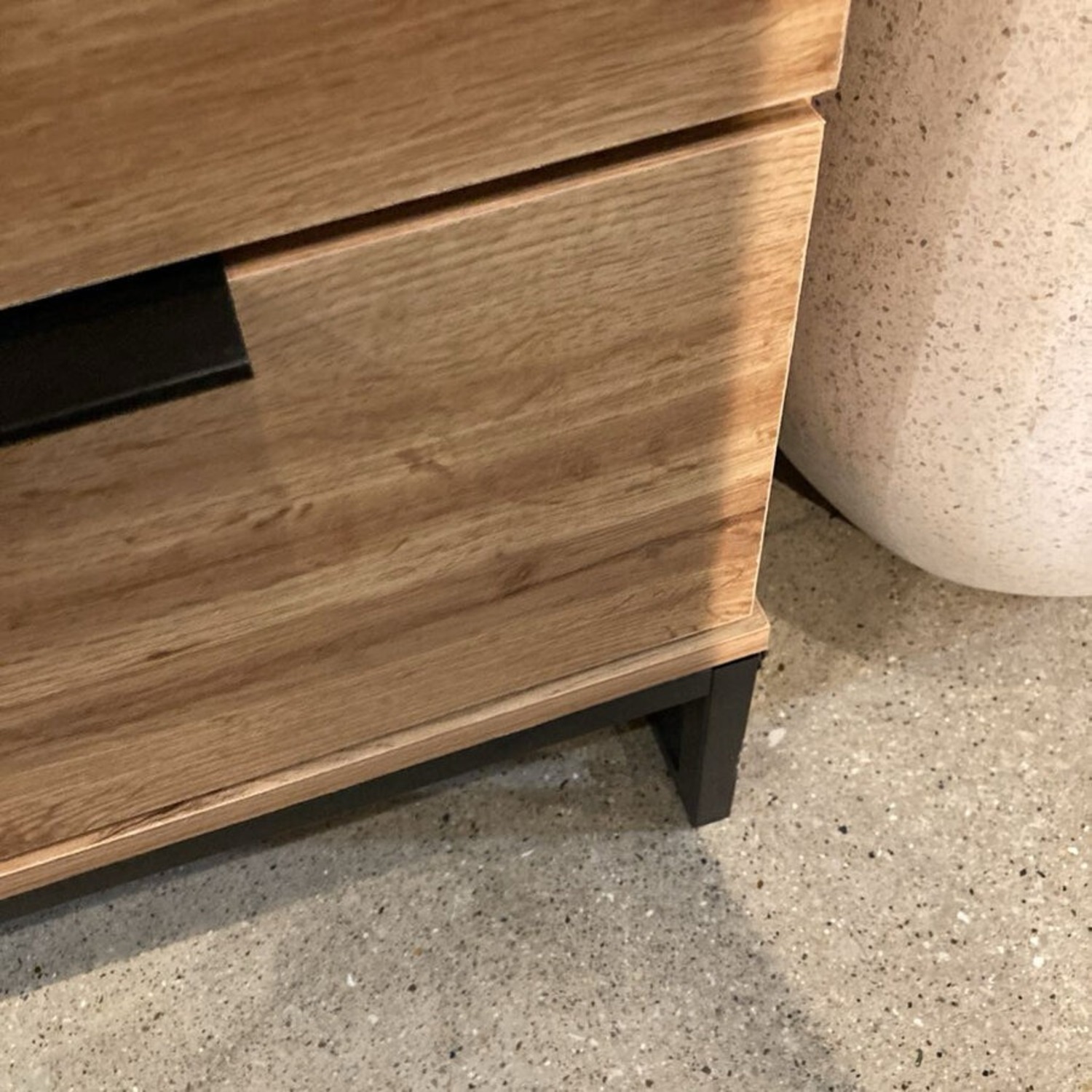 Franklin Contemporary 5-Drawer Dresser - image-7