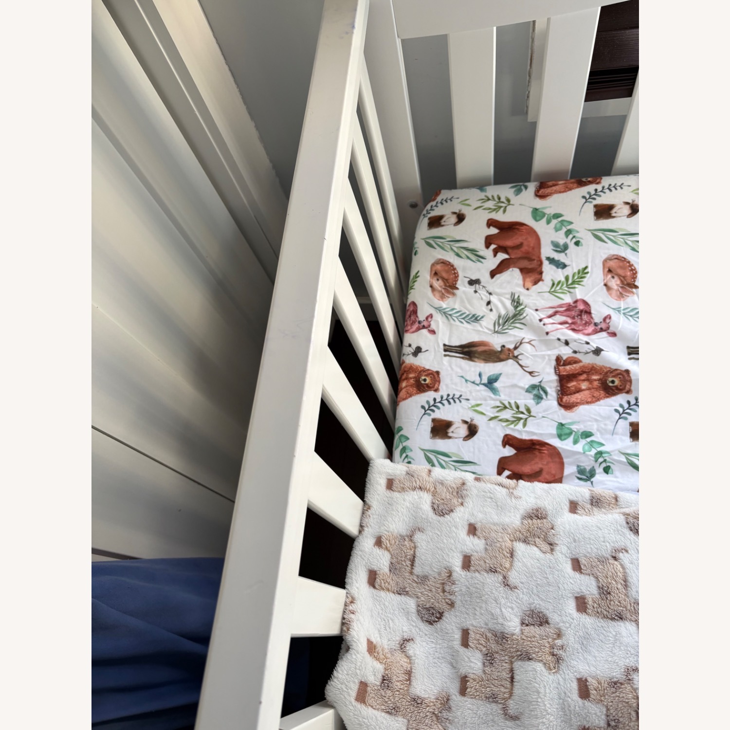 Deltana White Wood Crib - image-5