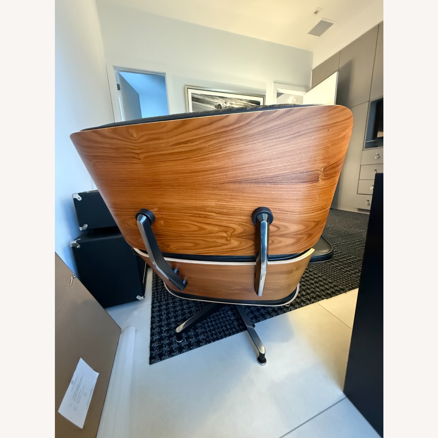 Herman Miller Eames Lounge Chair and Ottoman - image-6