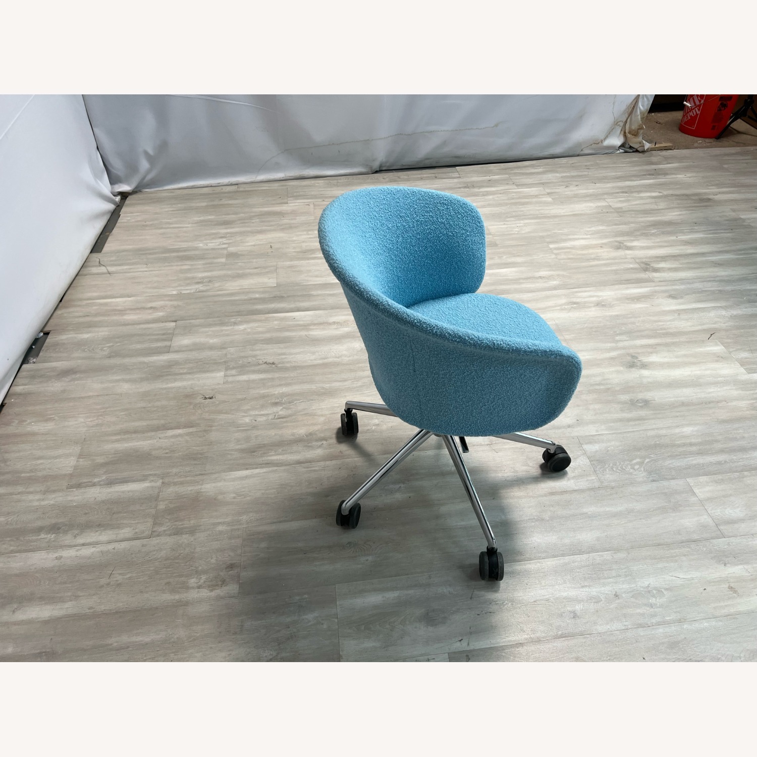 Hem Kendo Swivel Chair - image-9