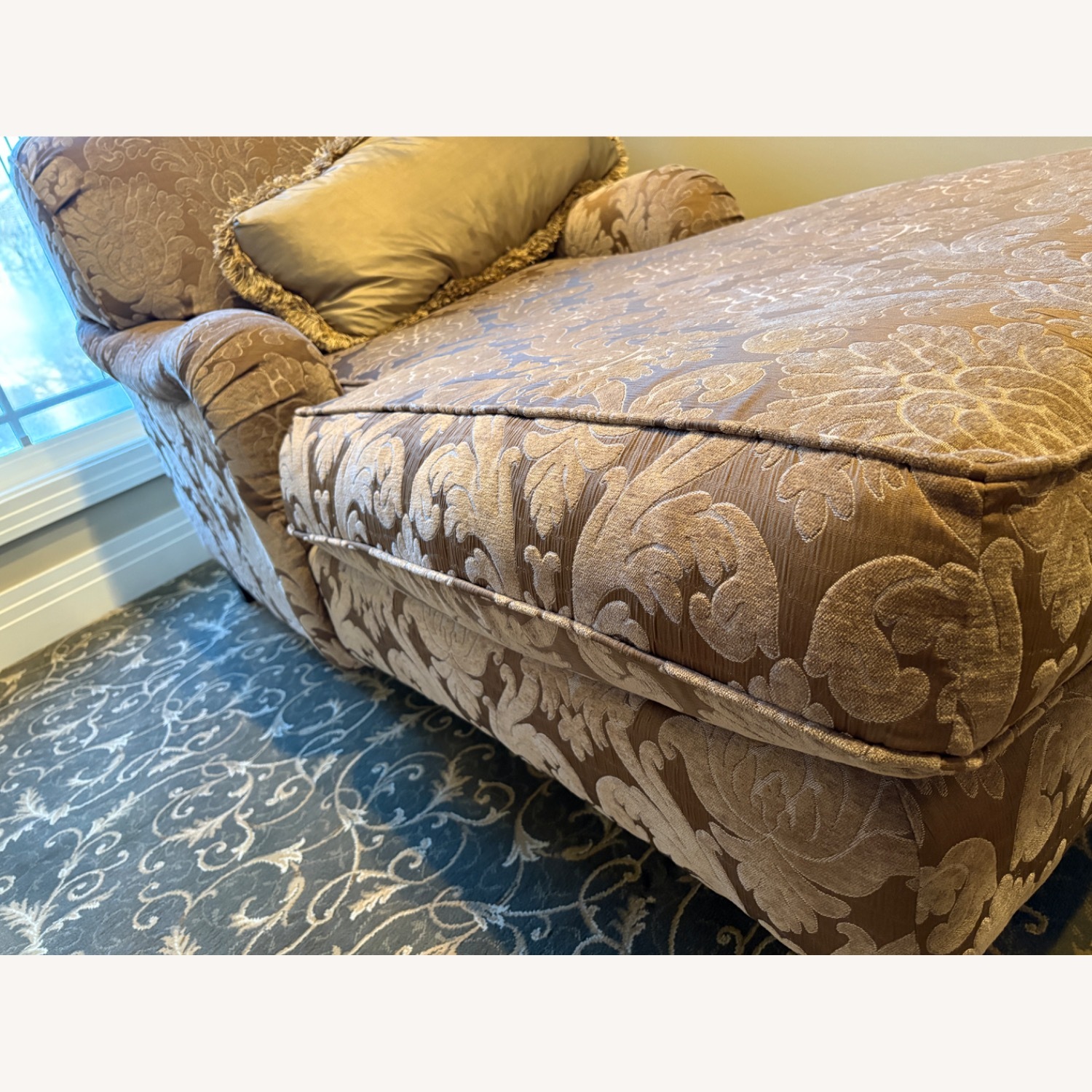 Chaise Lounge - image-1