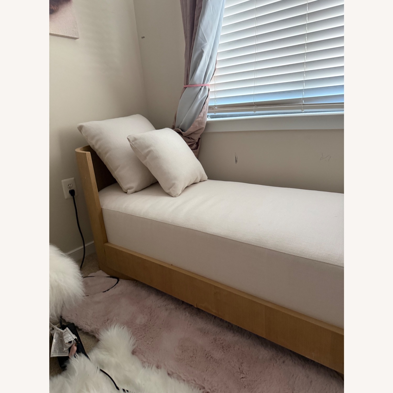 Restoration Hardware Corta Daybed - image-26