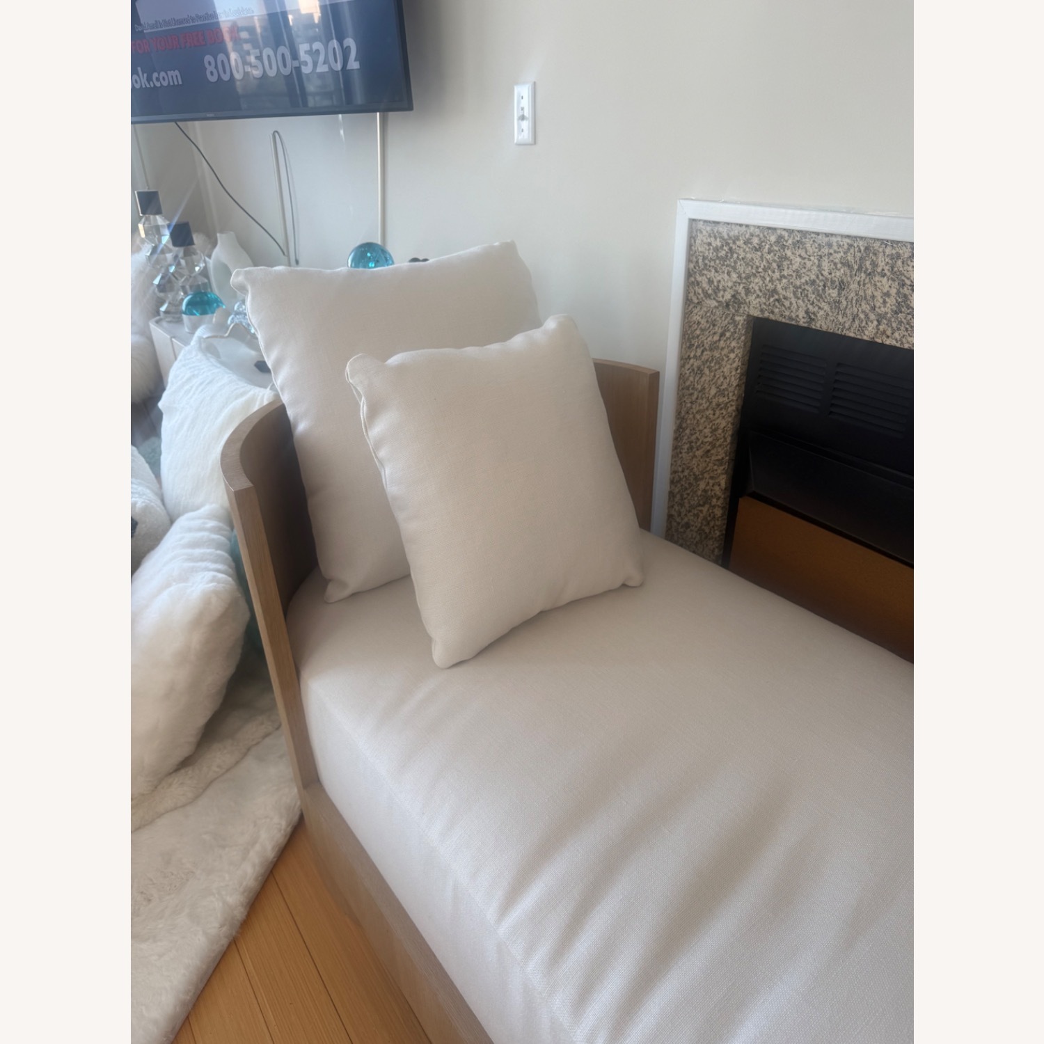 Restoration Hardware Corta Daybed - image-12