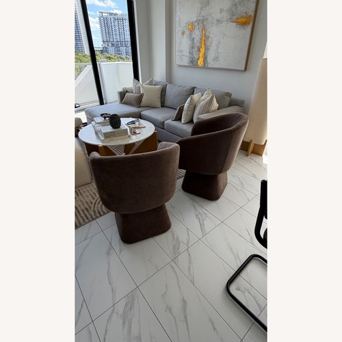 Used Accent Chairs for sale on AptDeco