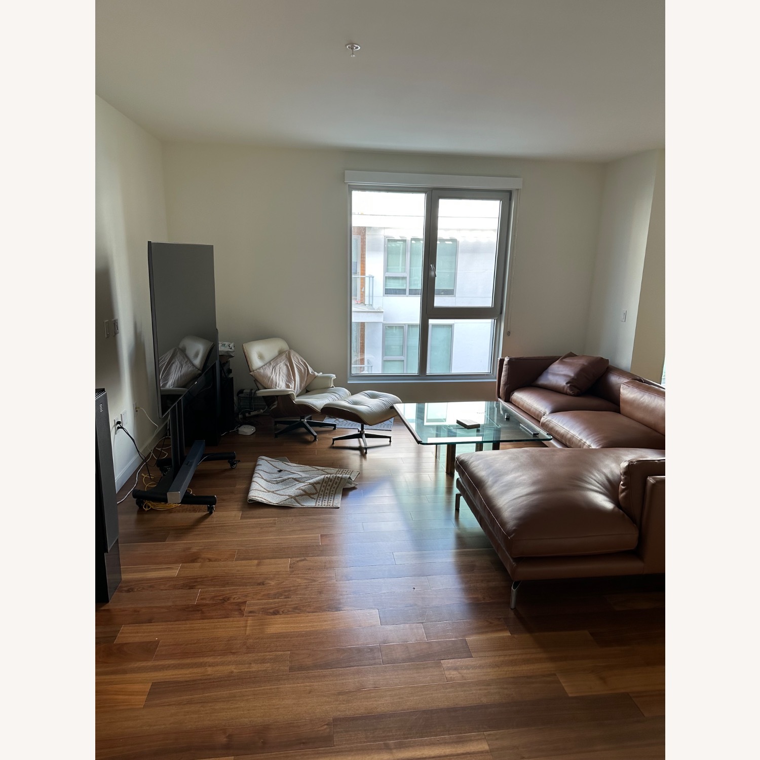 Como Sectional Sofa - image-3