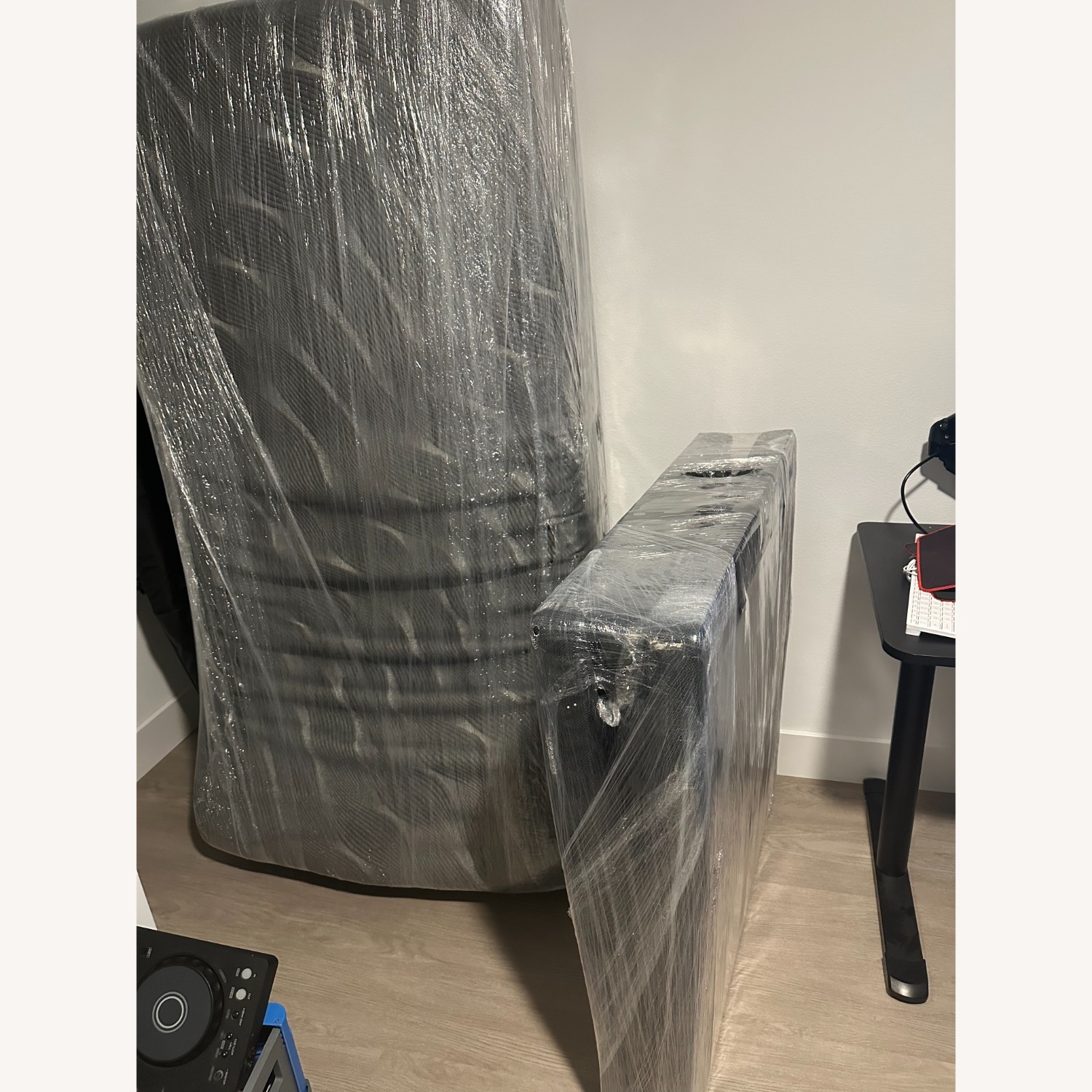 Adjustable Half Split King Bed & Bedframe - image-4