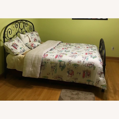Used Elegant Metal Queen Bed  for sale on AptDeco