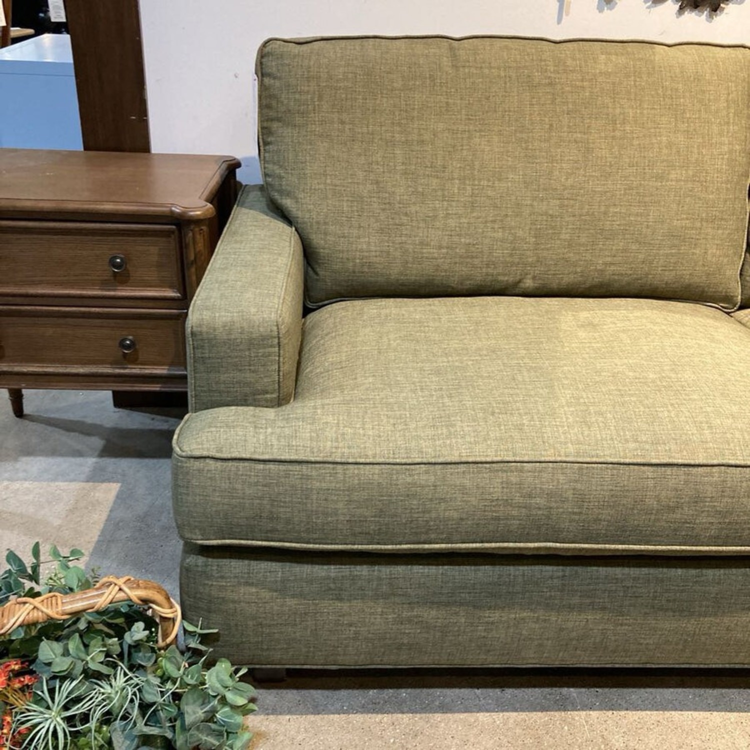 Bassett Custom Fabric Track Arm Sleeper Sofa - image-3