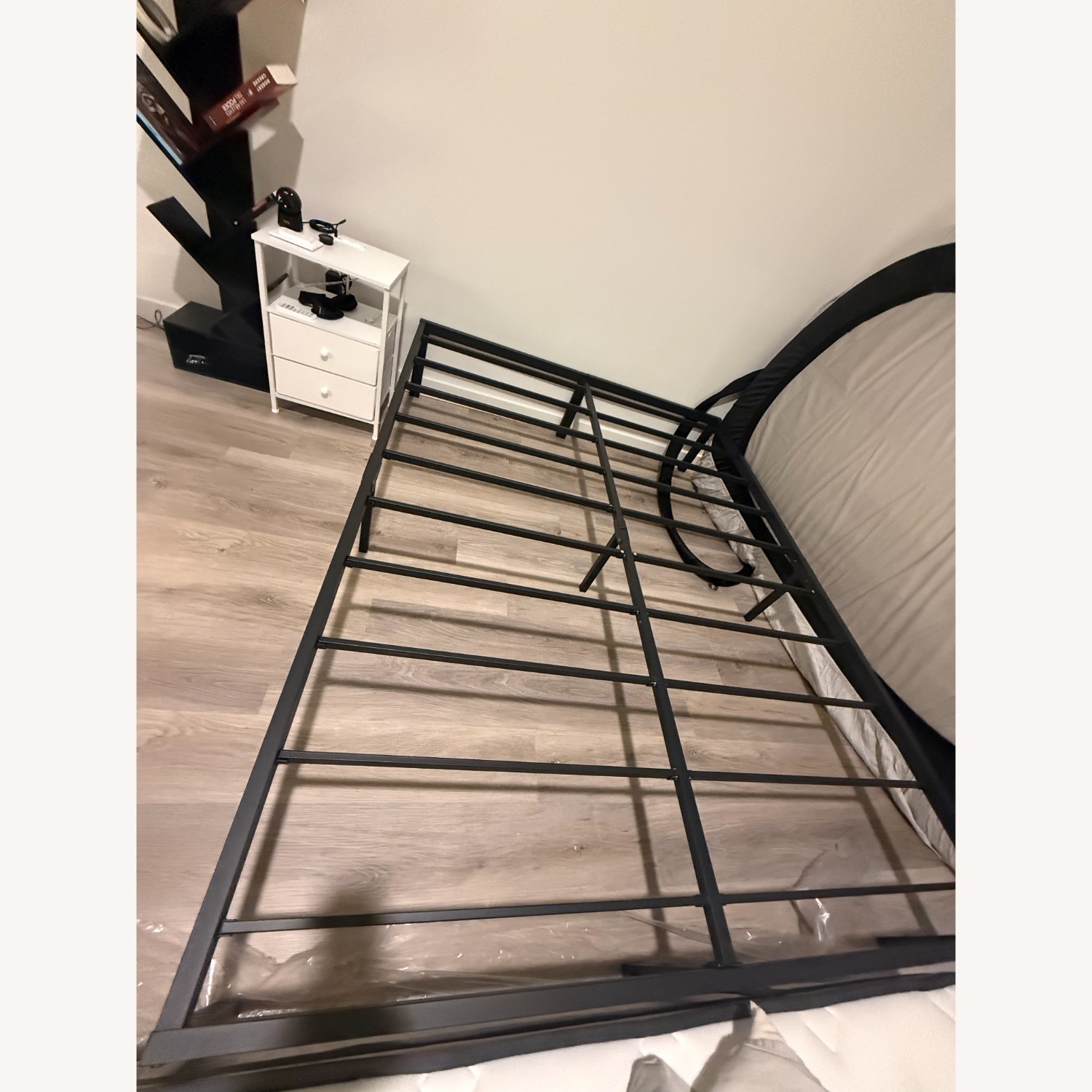 Amazon Queen Bed - image-2