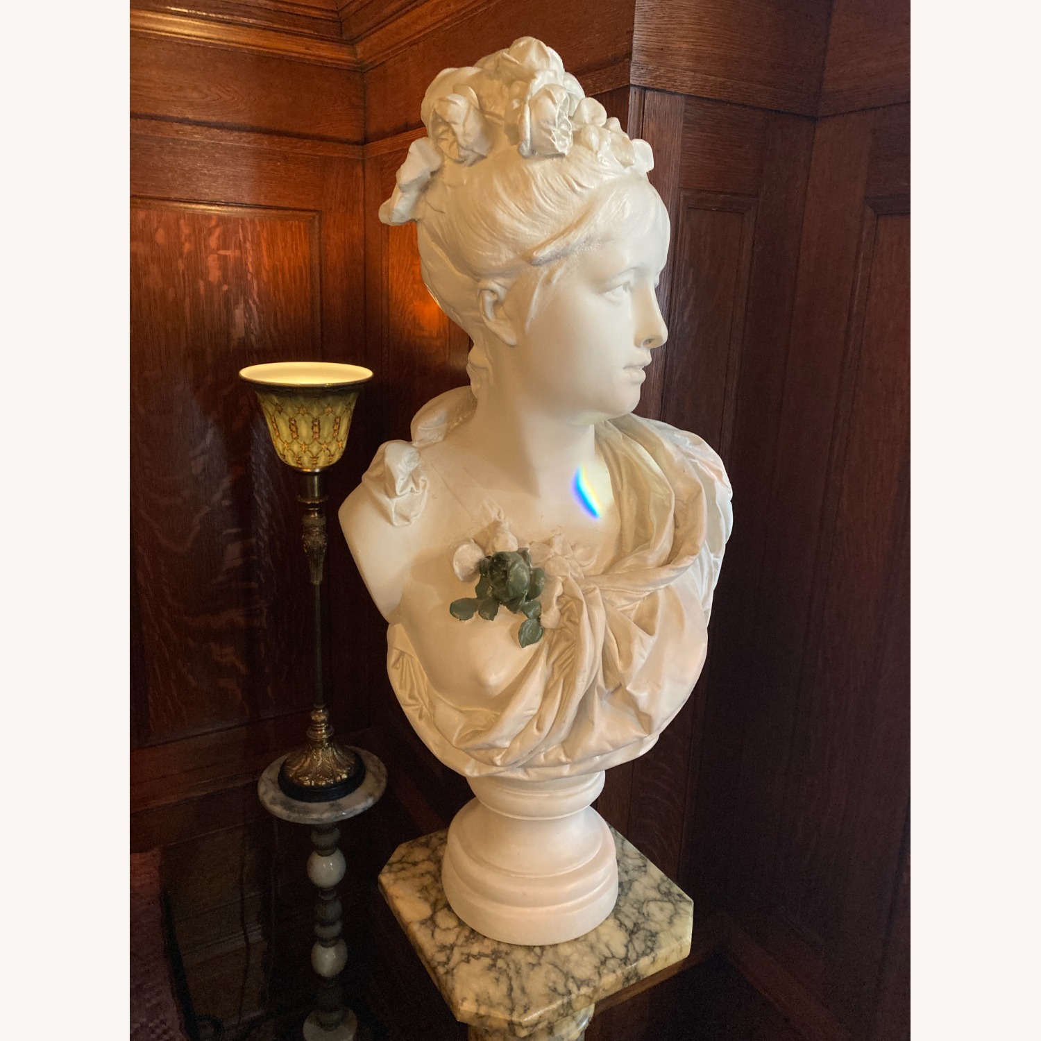 White Décor - image-1