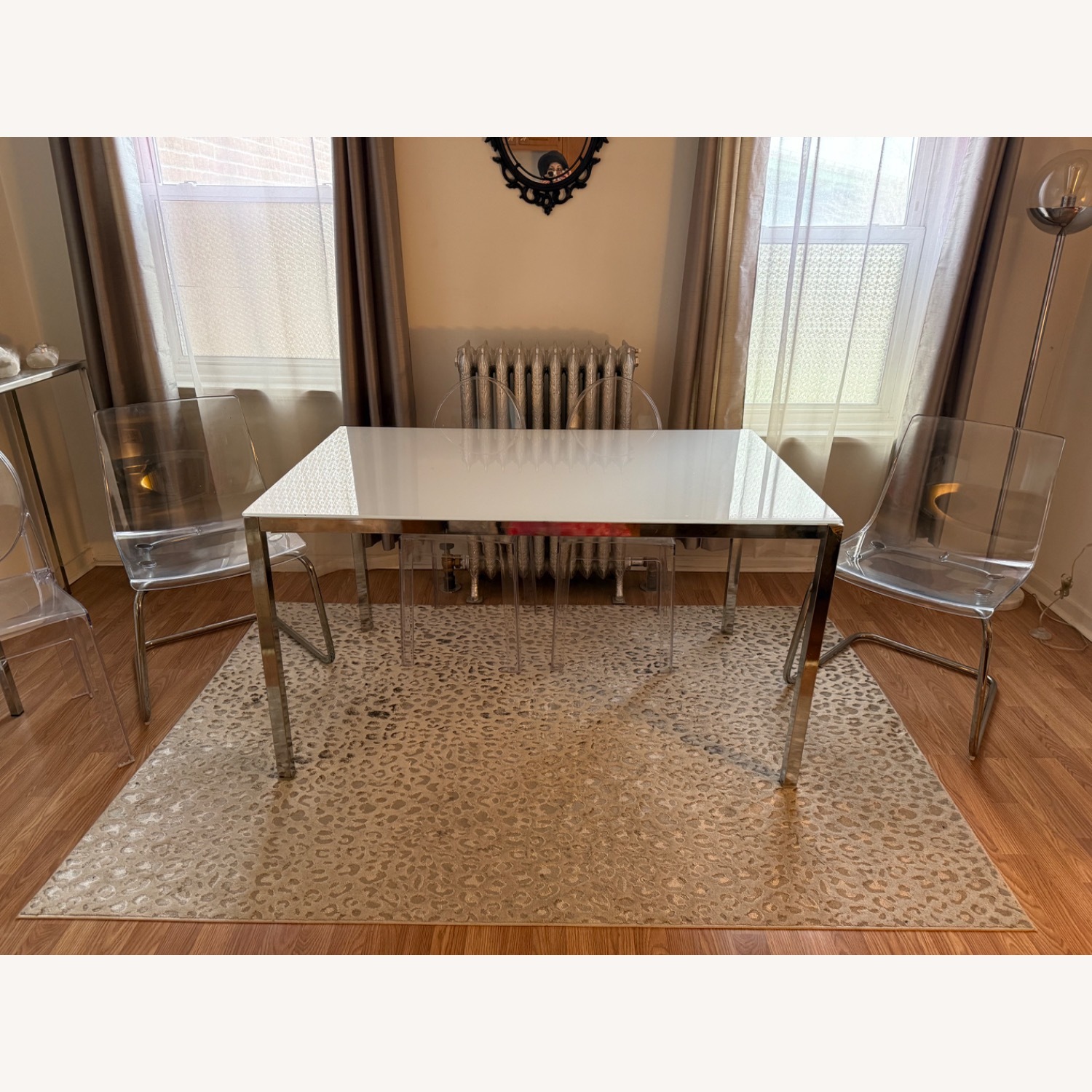 Snow Leopard Contemporary Rug 5' x 8' - image-1