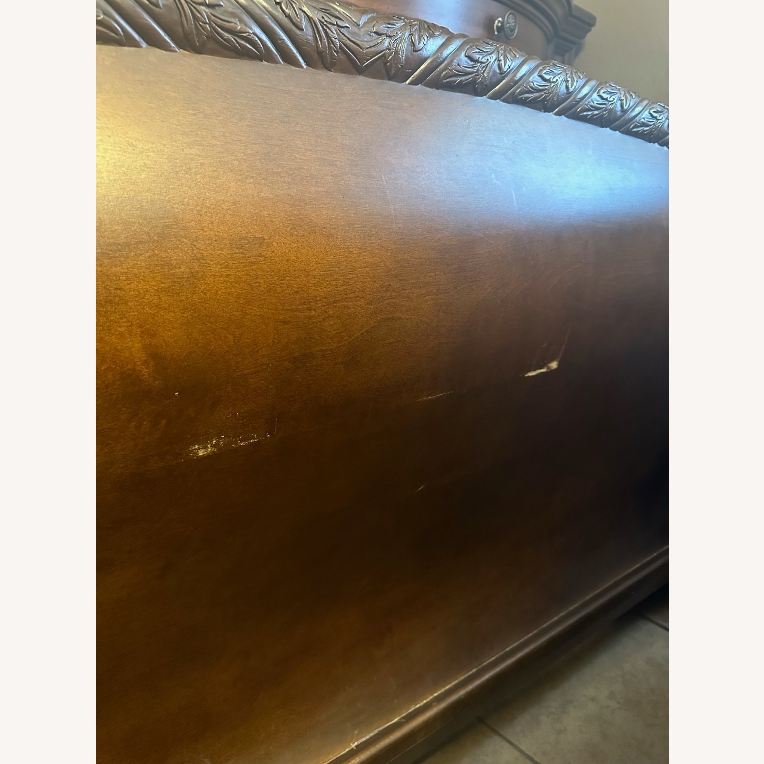 Northshore Queen Sleigh Bed - image-2