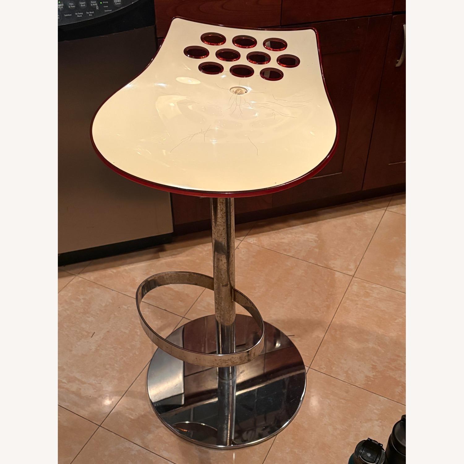 Calligaris Jam Hydraulic Stool - image-1