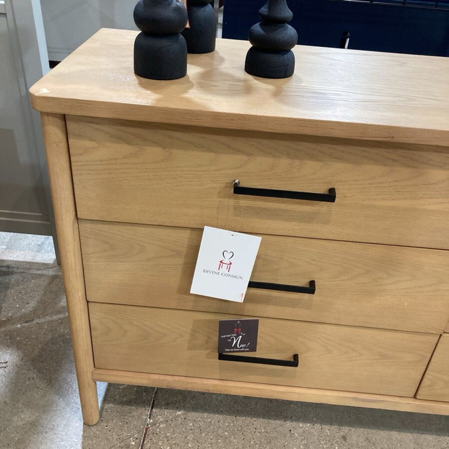 Lennon 6-Drawer Dresser - image-4