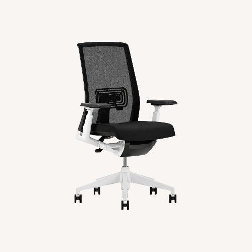 Used Haworth Very Task Chair Black Fabric Office Chair for sale on AptDeco