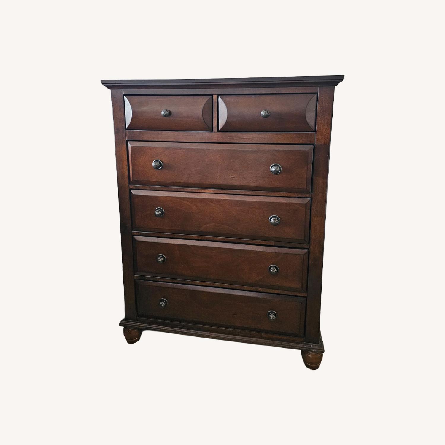 Raymour & Flanigan Dark Brown Chest - image-0