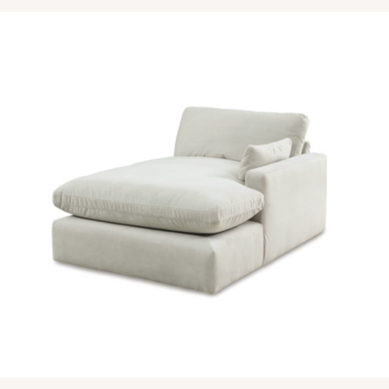 Ashley Furniture Light Gray 3+ Piece Sectional - image-4