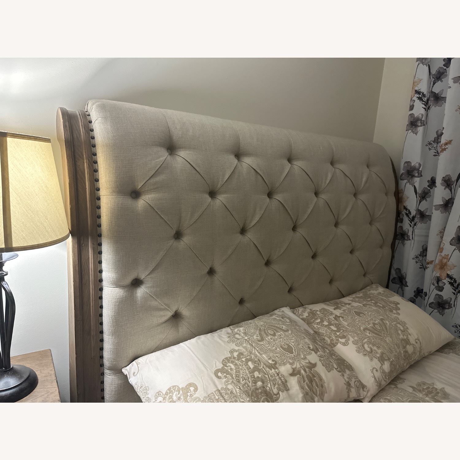 Liberty Furniture Queen Bed - image-2