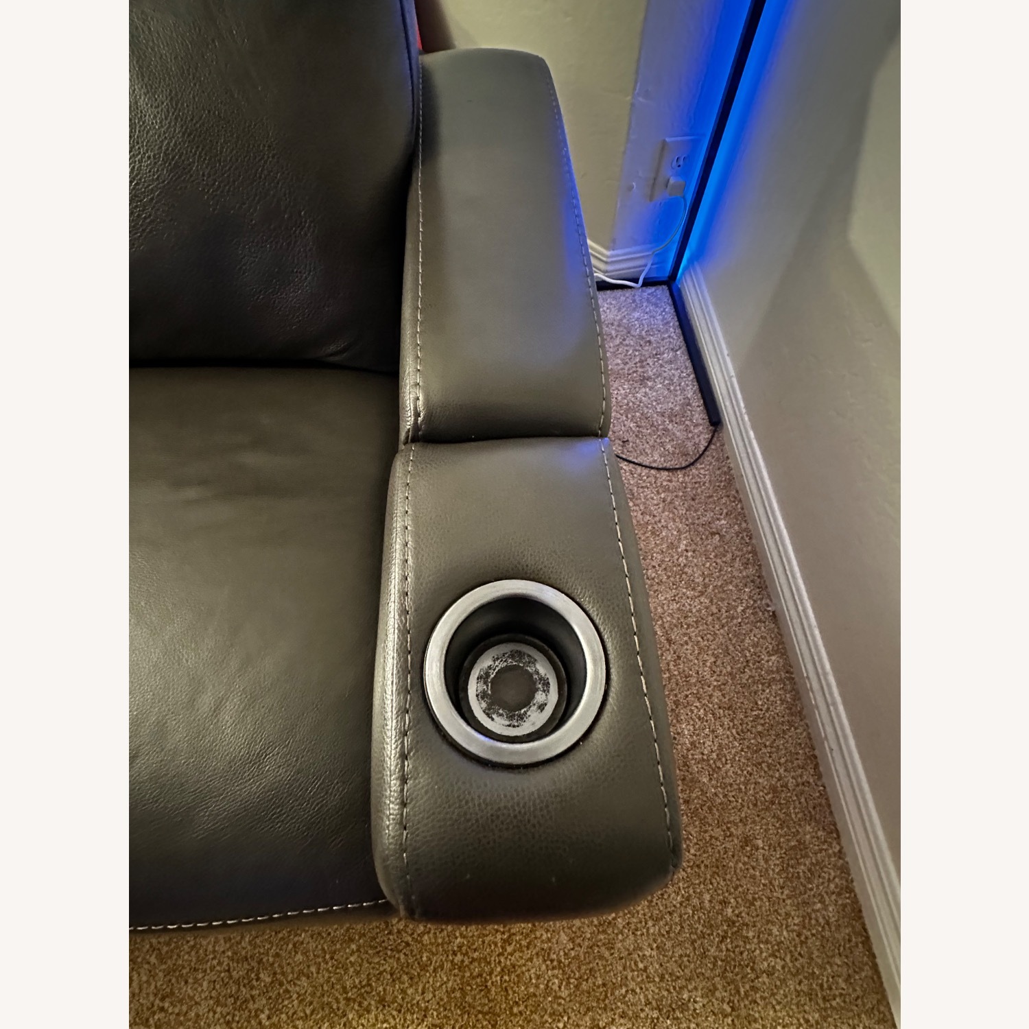 84" Zero Gravity Leather Sofa with Power Headrests - image-22