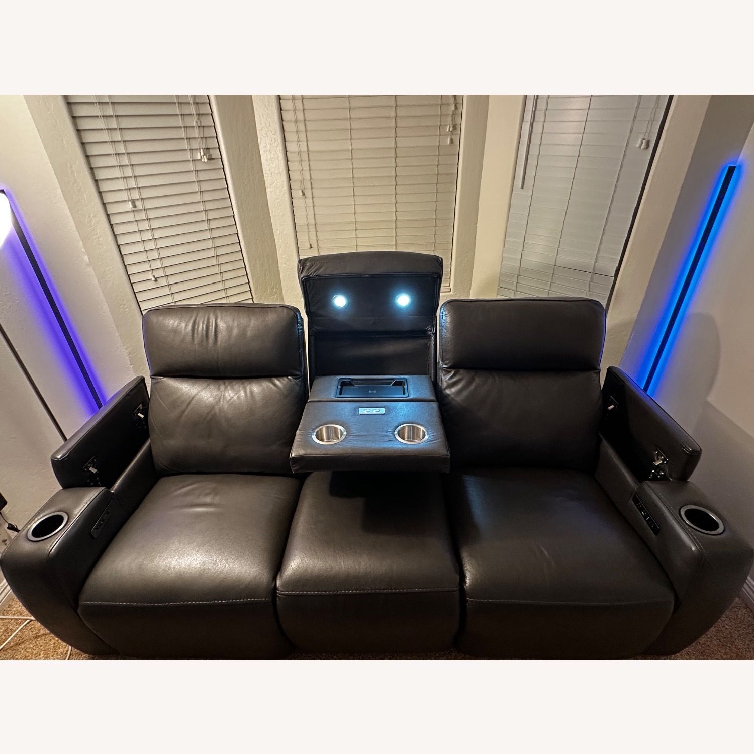 84" Zero Gravity Leather Sofa with Power Headrests - image-17