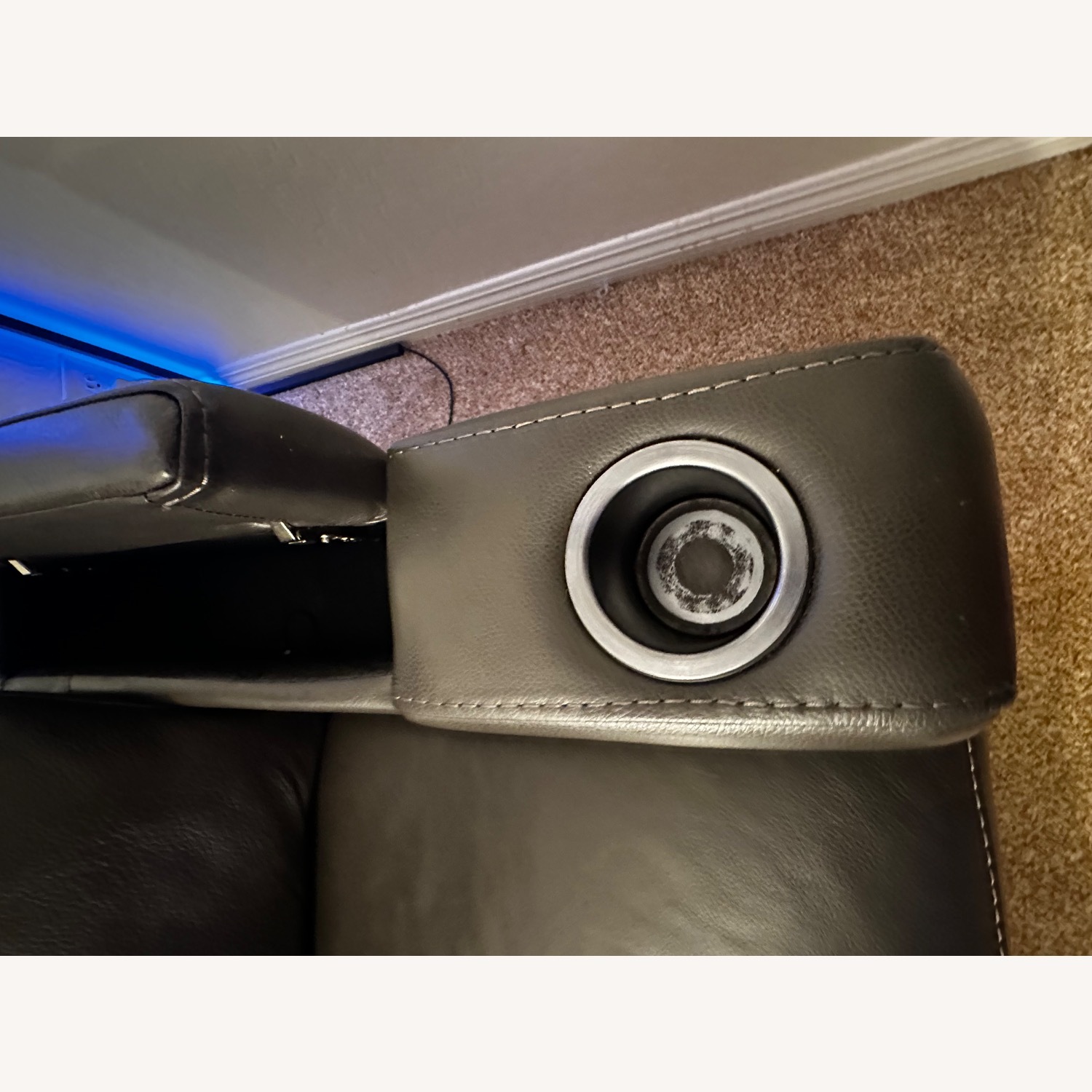 84" Zero Gravity Leather Sofa with Power Headrests - image-24