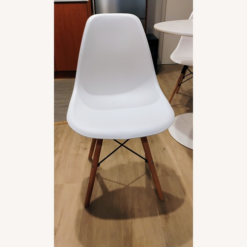 Used Jordan 16.5'' H Side Chair (Set of 4) for sale on AptDeco