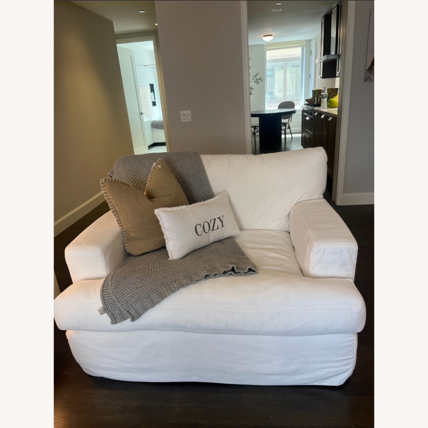 City Furniture Delilah White Fabric Chair and a Half - image-3