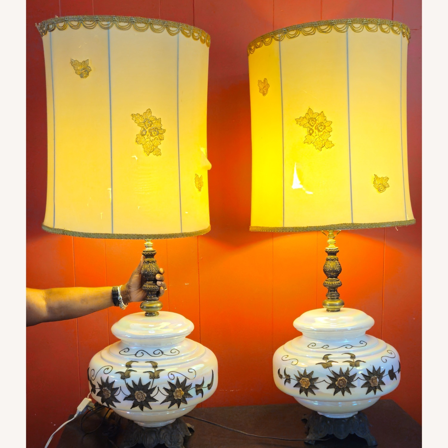 Vintage/Antique Finds Table Lamps - image-9