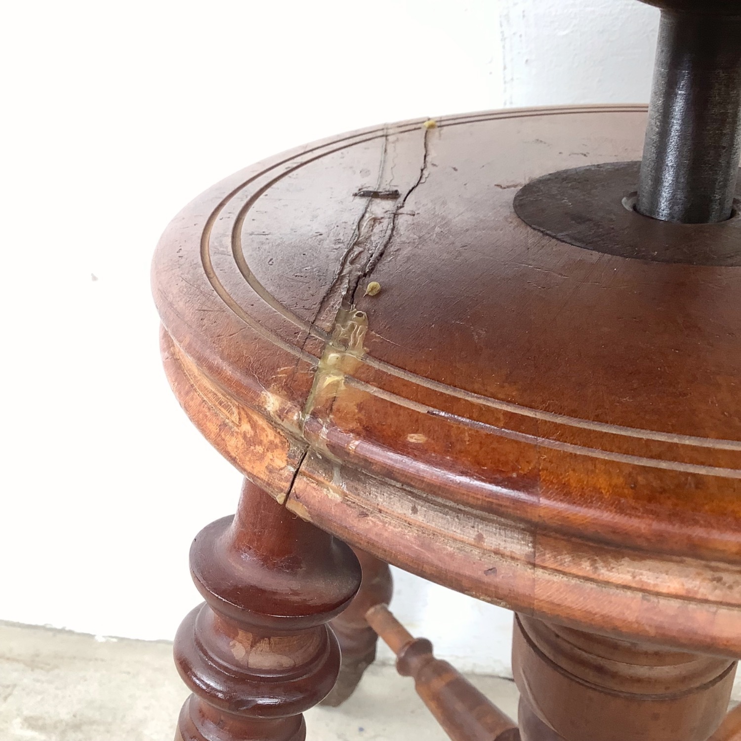 Antique Adjustable Pedestal Piano Stool - image-7