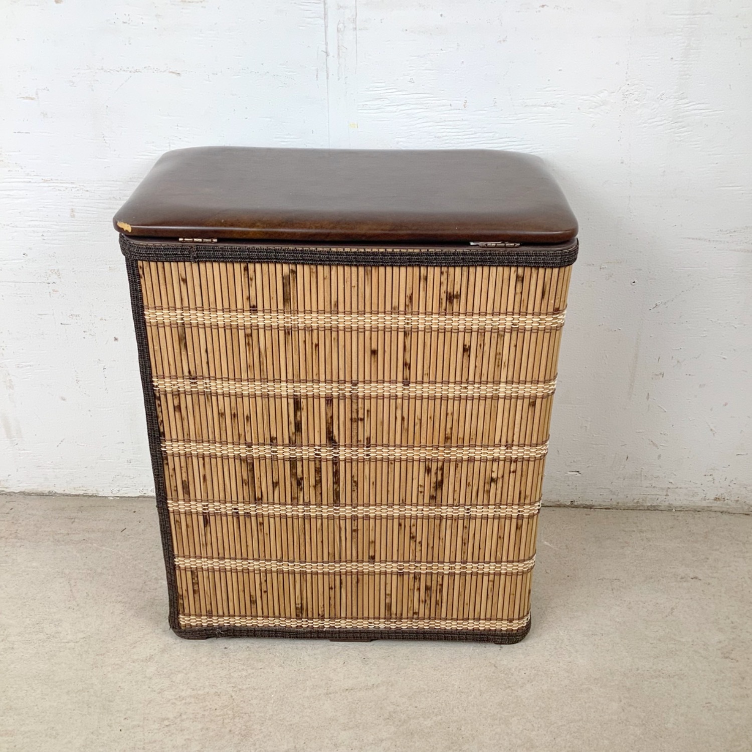 Boho Vintage Bamboo Laundry Basket with Lid - image-8