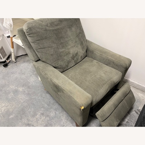 Used Ashley Furniture Recliner for sale on AptDeco